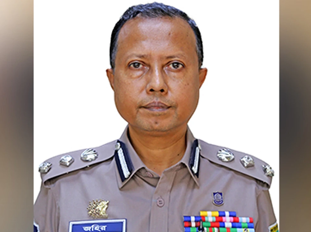 ভাড়াটিয়ার অনৈতিক কর্মকাণ্ডের দায়ে সেই অতিরিক্ত ডিআইজি প্রত্যাহার
