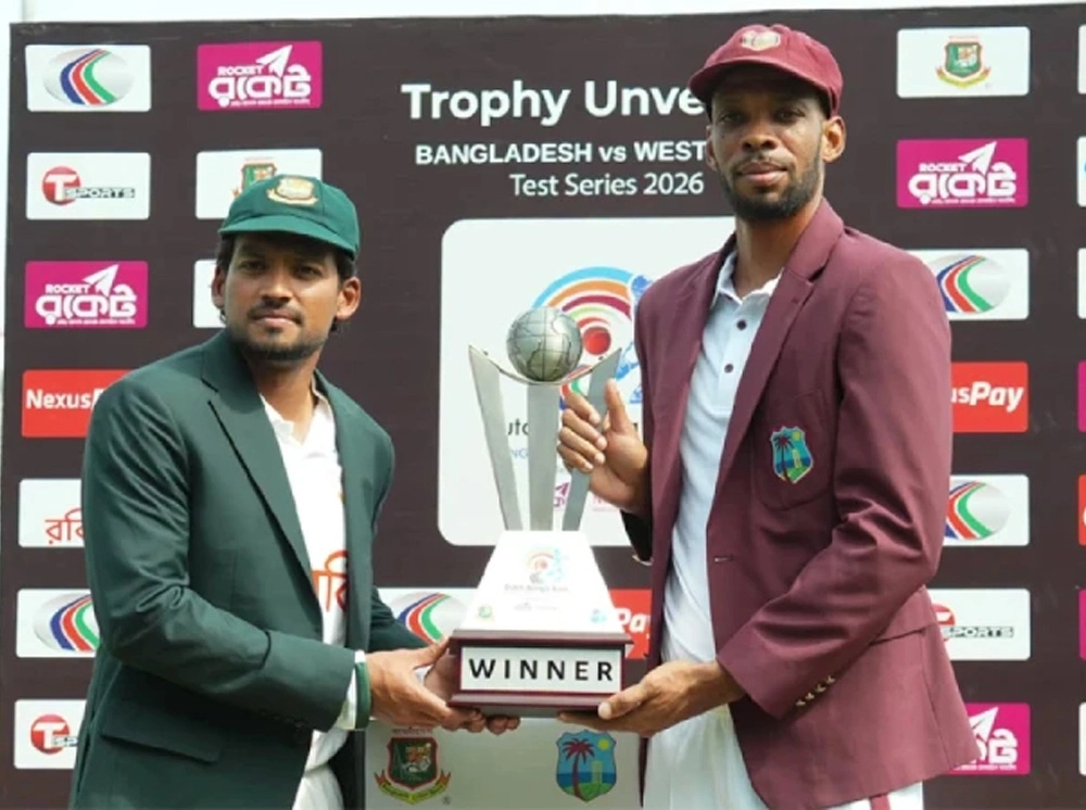 টসে জিতে ব্যাটিংয়ে বাংলাদেশ, একাদশে বড় চমক