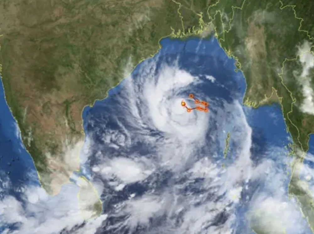 অতি প্রবল ঘূর্ণিঝড়ে রূপ নিয়েছে ‘অর্ণব’, আঘাত হানবে কবে