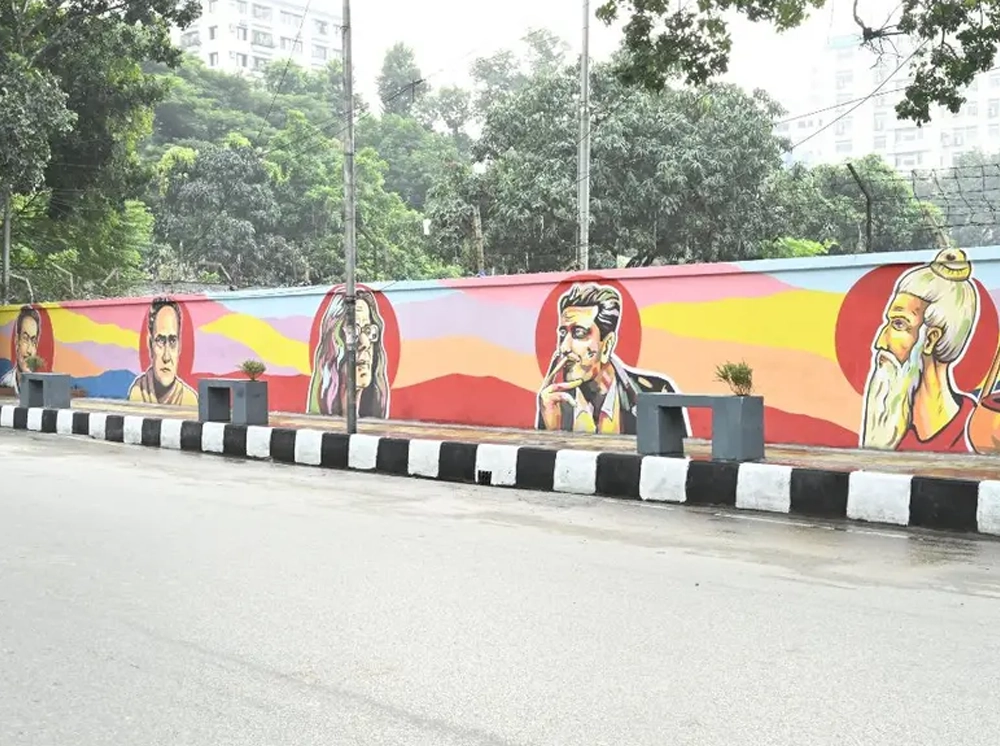 দখলমুক্ত হয়ে নতুন রূপে সেগুনবাগিচার ফুটপাত