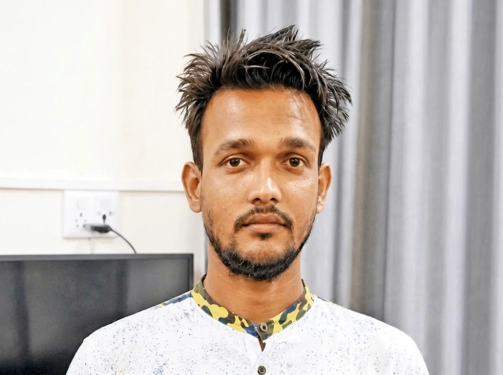 পুলিশ গ্রেফতার করতে পারেনি, নিজেই আত্মসমর্পণ করলেন সন্ত্রাসী বগা