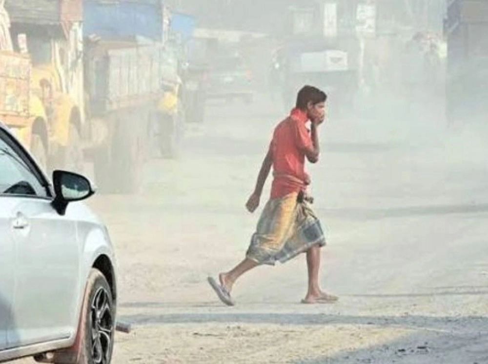 বায়ুদূষণে শীর্ষে লাহোর, ঢাকার অবস্থান কত
