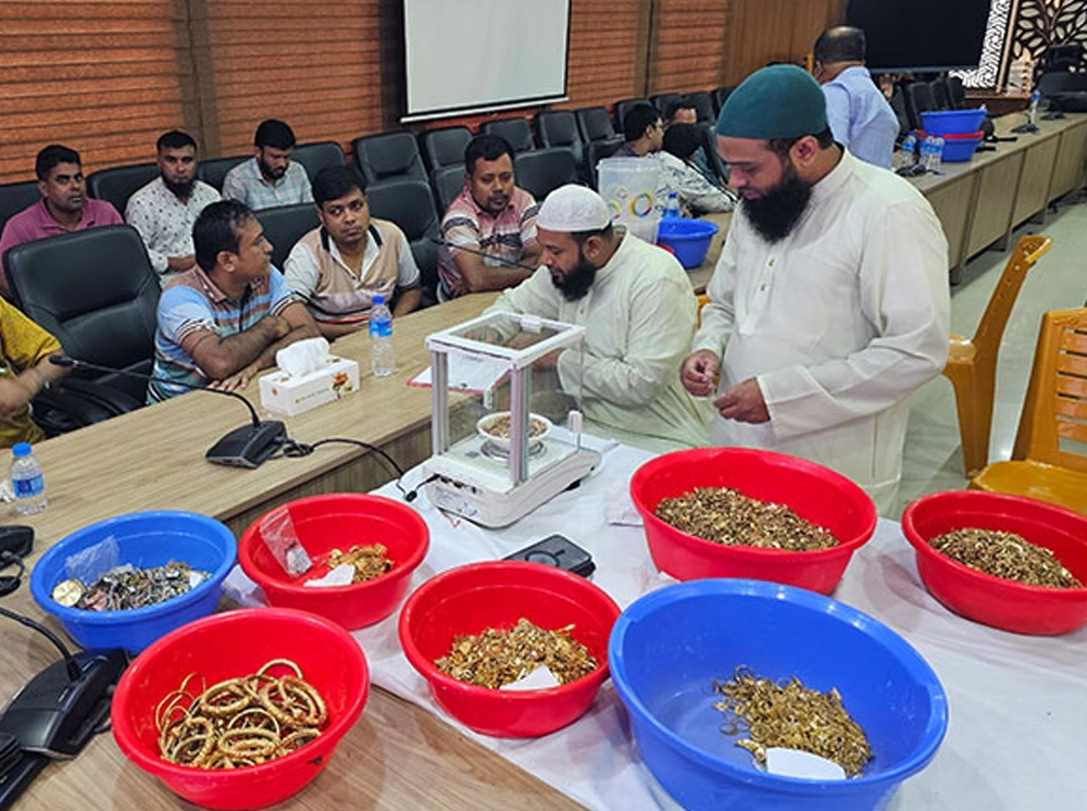 পাগলা মসজিদের দানবাক্সে মিলল ১০৪৪ ভরি স্বর্ণ, ১০৮৮ ভরি রুপা