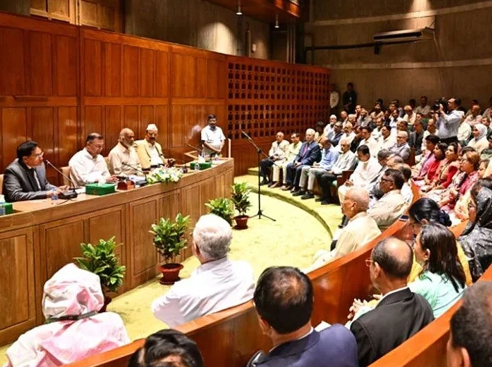 ‘স্বৈরাচার’ ও ‘গুপ্ত’রা অচিরেই একজোট হতে পারে: প্রধানমন্ত্রী