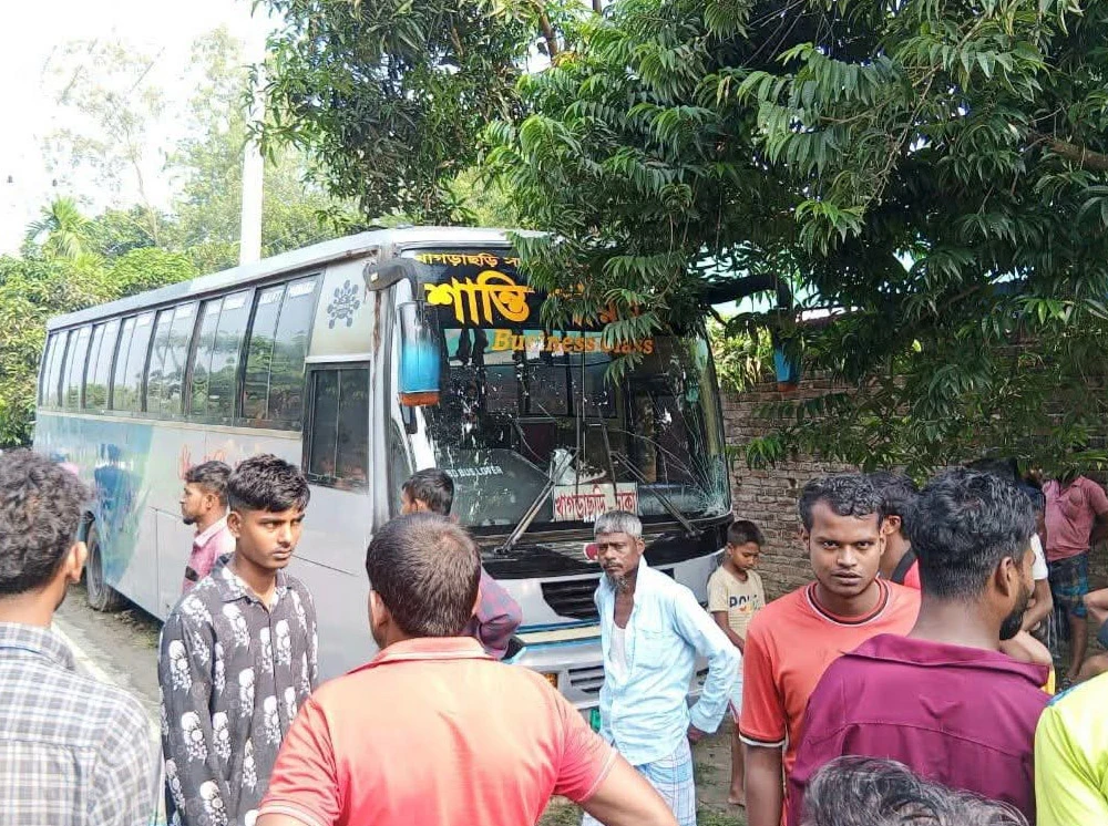 জামালপুরে বাস চাপায় বউ-শাশুড়ির মৃত্যু