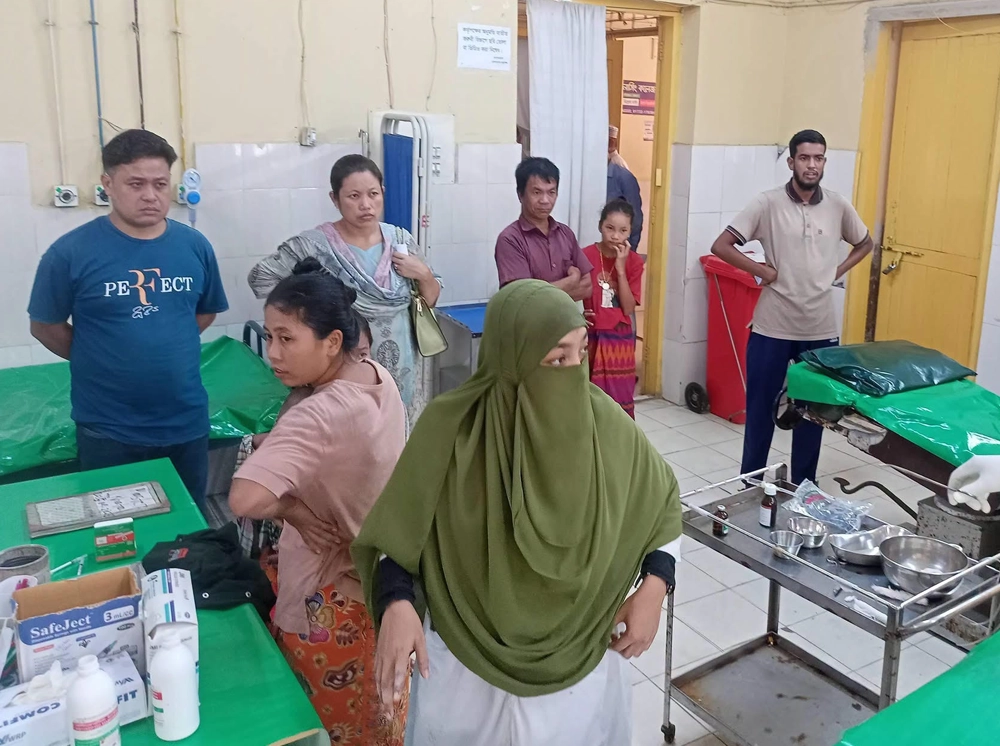 বান্দরবানে কুকুরের কামড়ে আহত ১৭