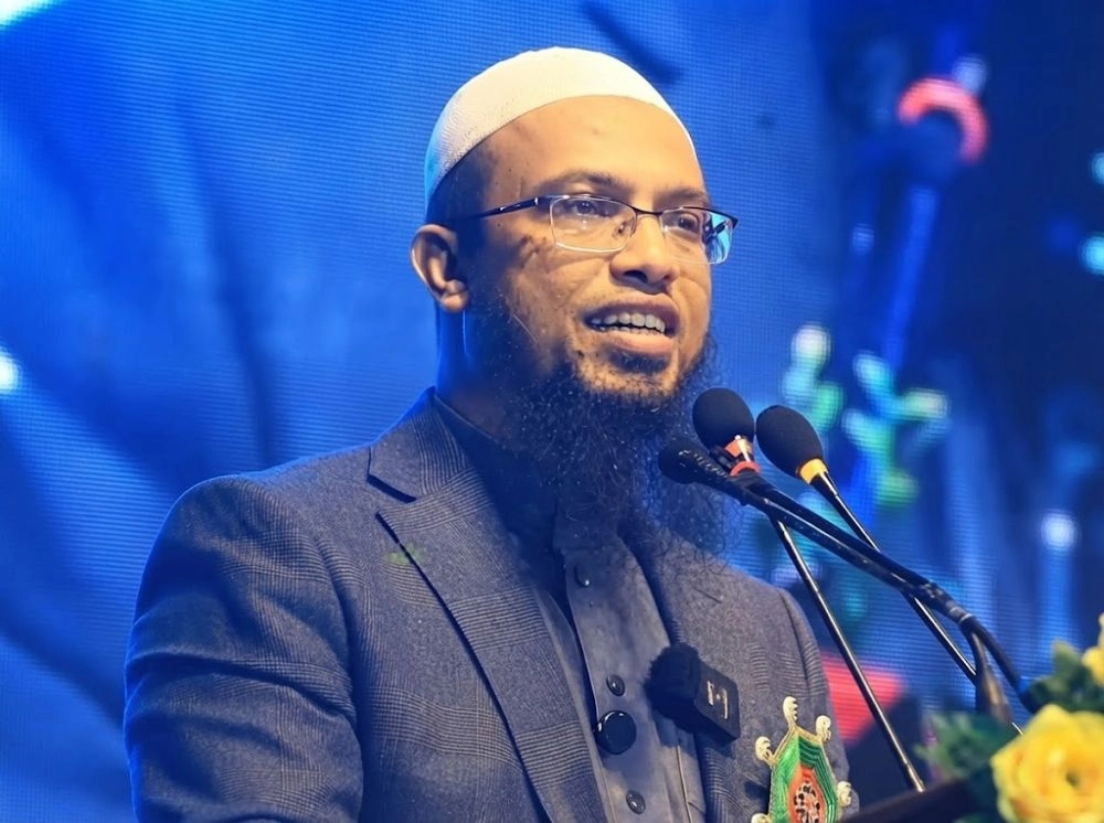 মৃত ব্যক্তির নামে কোরআন খতম দেওয়া কি জায়েজ, জানালেন আহমাদুল্লাহ
