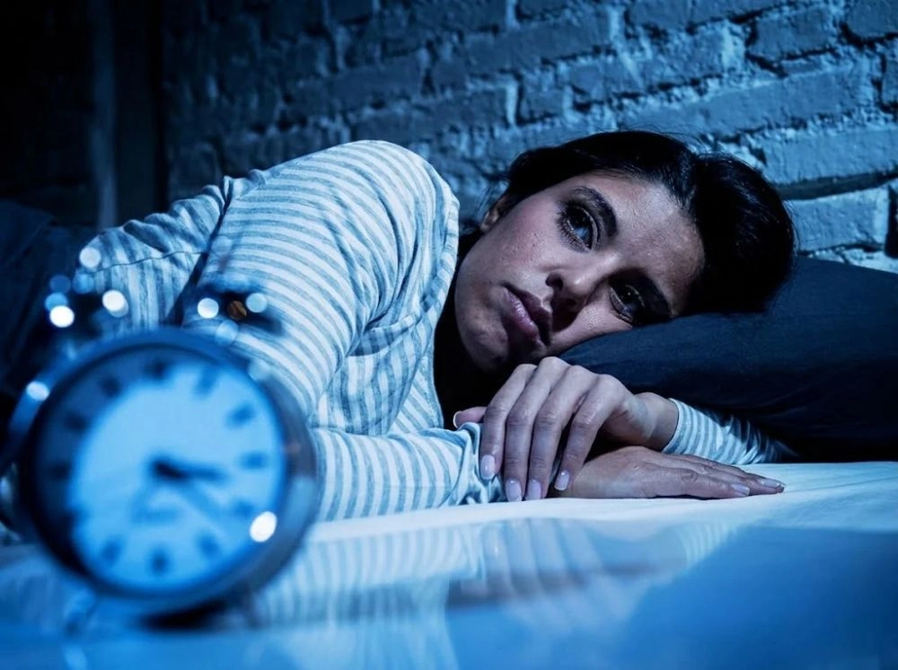 সারাদিন পারলেও রাতের বেলা কেন মনকে শাসন করা যায় না?