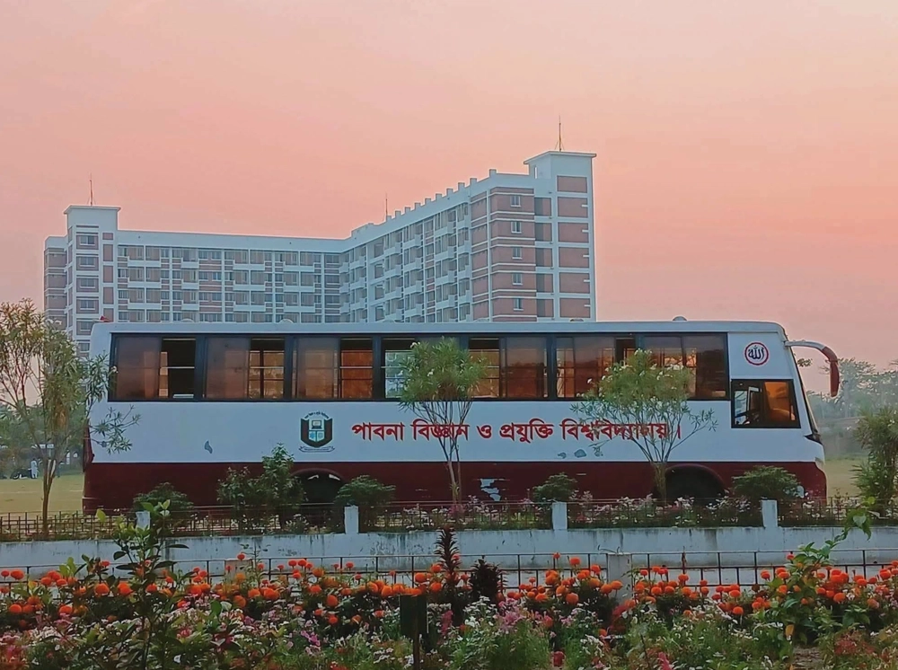 র‍্যাগিংয়ে অসুস্থ হয়ে হাসপাতালে ভর্তি পাবিপ্রবির শিক্ষার্থী