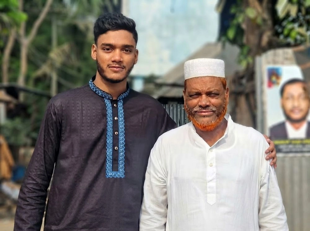 ছাত্রলীগ নেতাকে দেখতে গিয়ে আ.লীগ নেতা বাবা গ্রেফতার