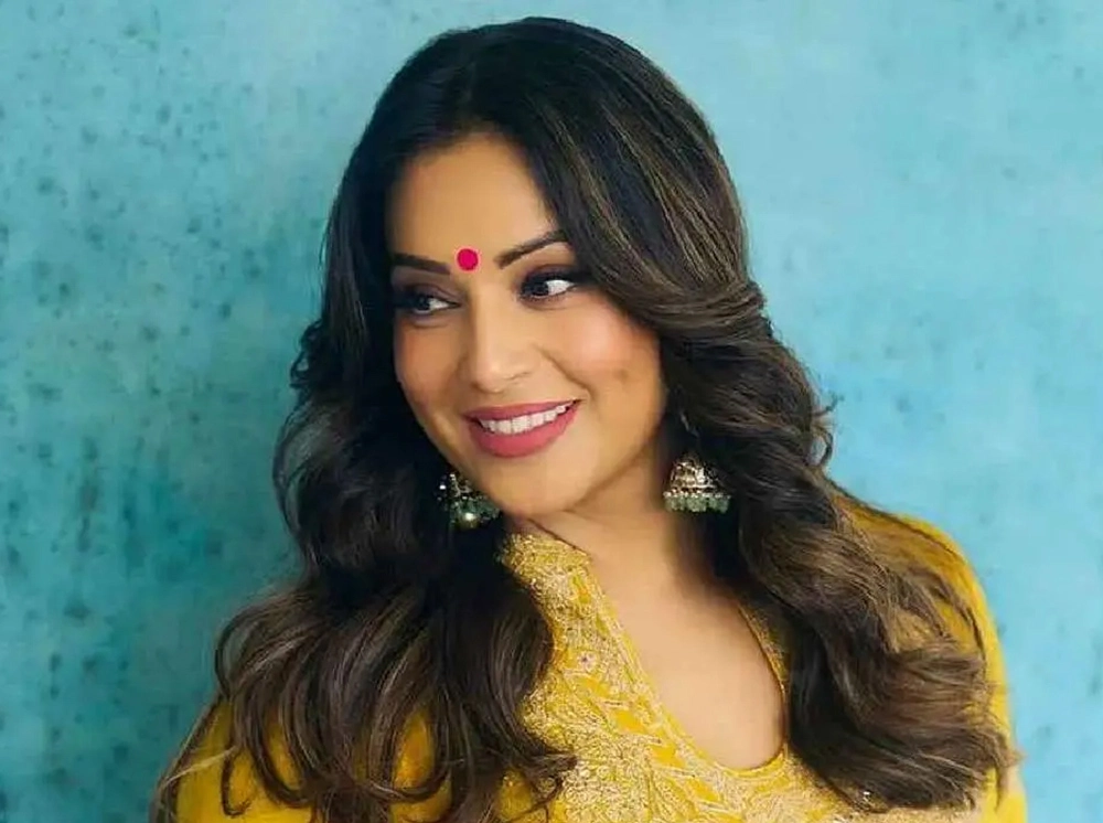৬ বছর পর অভিনয়ে ফিরছেন বিপাশা বসু