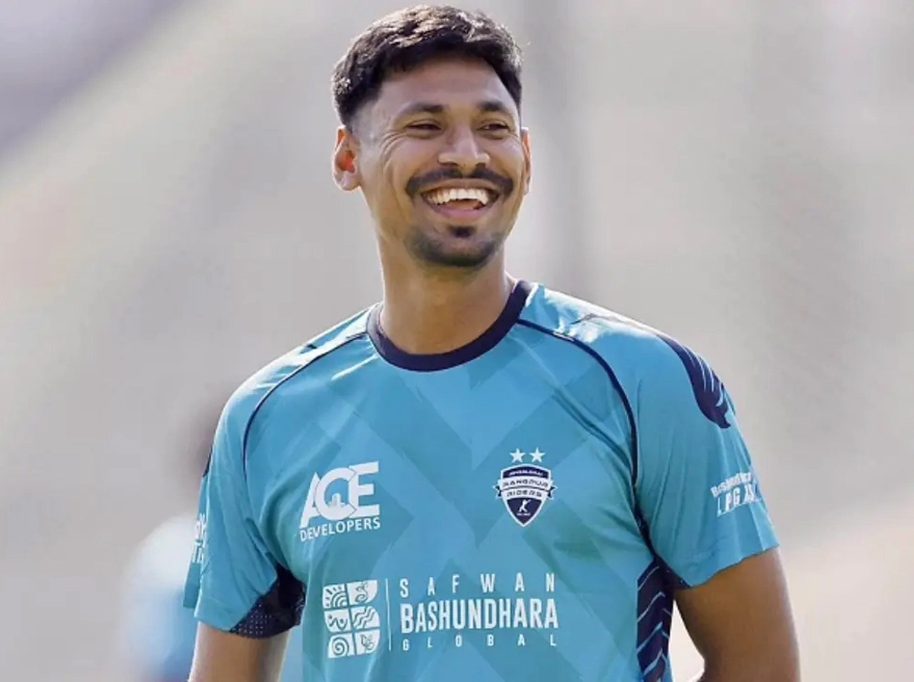 সাকিব-রিশাদের পর বিগ ব্যাশে মুস্তাফিজ