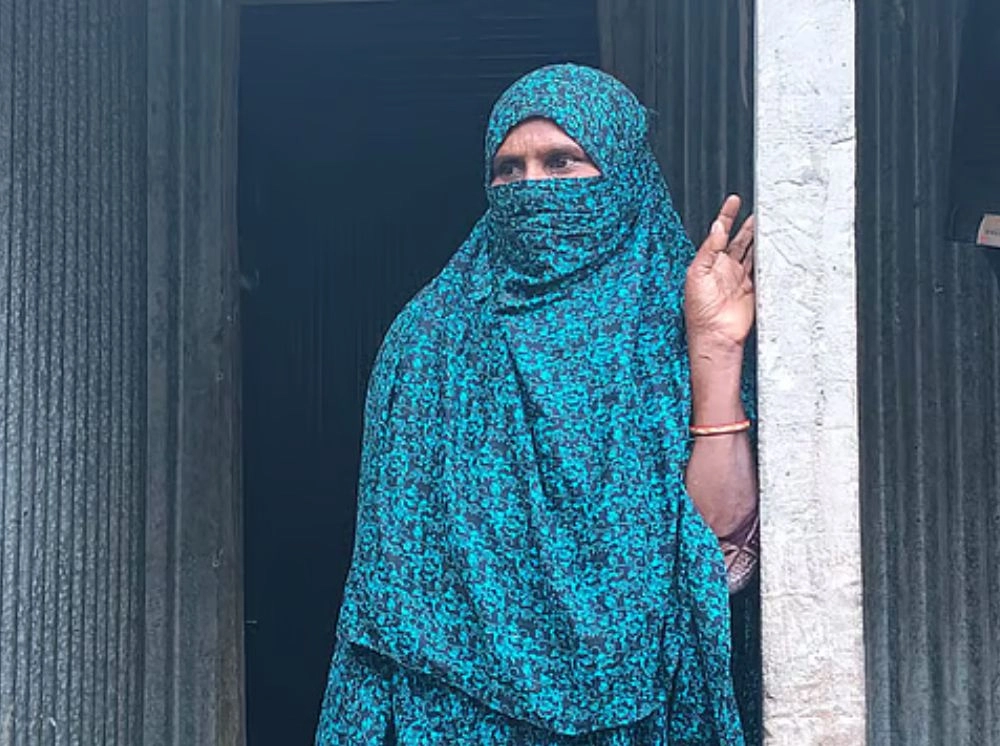 ফ্যামিলি কার্ডের জন্য নেওয়া হয় টিপসই, পরে জানলেন ‘বিয়ে হয়ে গেছে’
