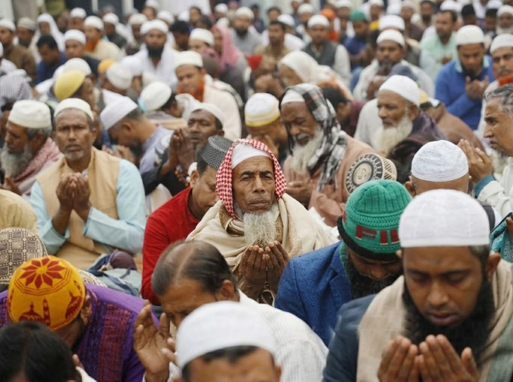 বিপদ-আপদে যে সময়ের দোয়া আল্লাহ ফিরিয়ে দেন না