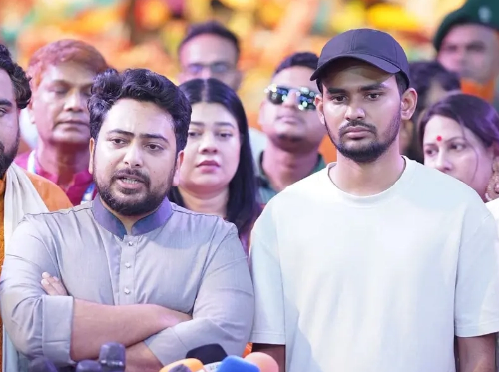 স্বরাষ্ট্রমন্ত্রীর পদত্যাগের অপেক্ষায় দেশবাসী: নাহিদ ইসলাম