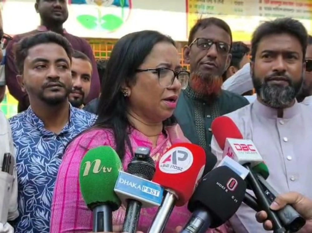 আ.লীগ বৃক্ষ নিধন করেছে, বিএনপি রোপণ করছে: নিলুফার মনি