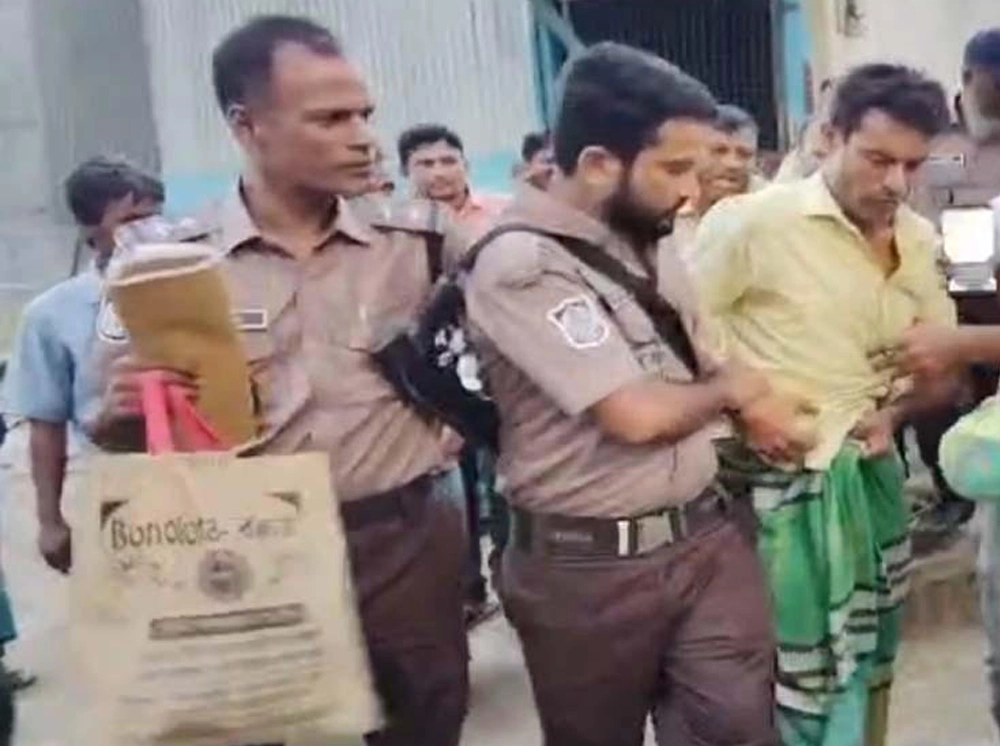 অষ্টম শ্রেণির শিক্ষার্থীকে ধর্ষণের অভিযোগ, কৃষকলীগ নেতা আটক