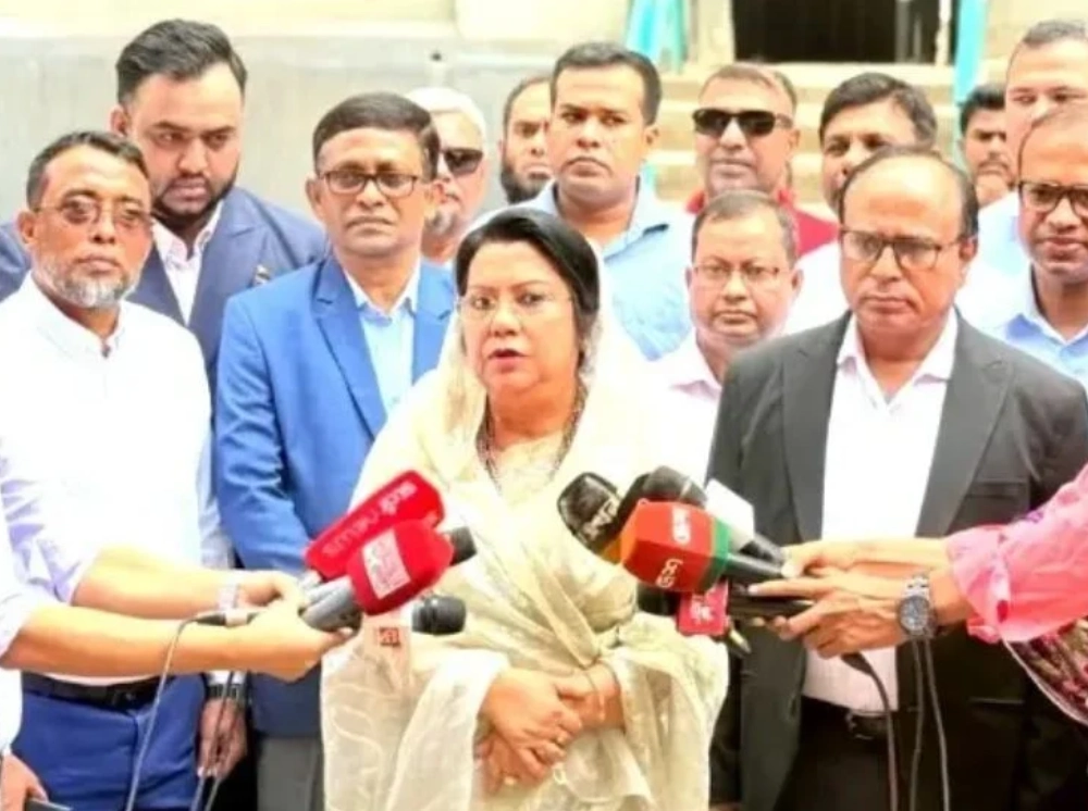 রমজানে খাদ্য সরবরাহে সংকটের আশঙ্কা নেই, পর্যাপ্ত মজুত রয়েছে: খাদ্যমন্ত্রী