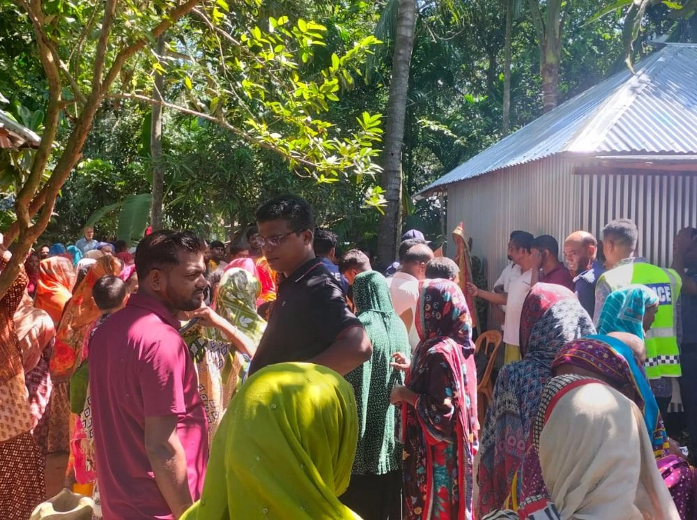 পরিবার থেকে বিয়ের স্বীকৃতি না মেলায় প্রেমিক যুগলের মৃত্যু