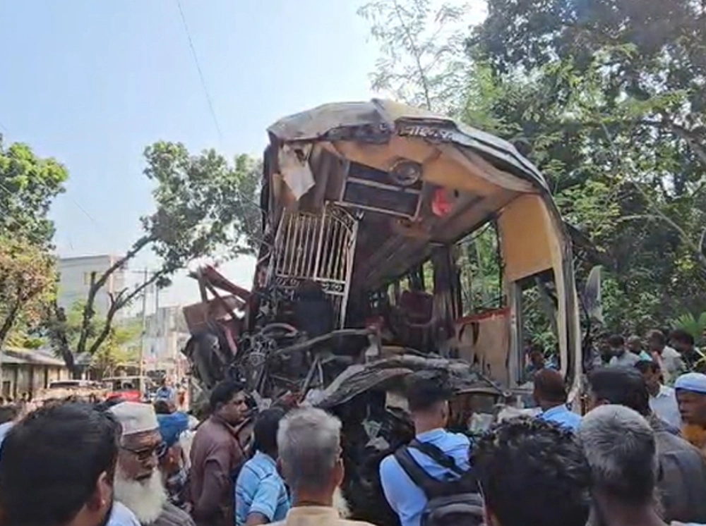 নাটোরে নিহতদের মধ্যে পরিচয় মিলেছে ৯ জনের