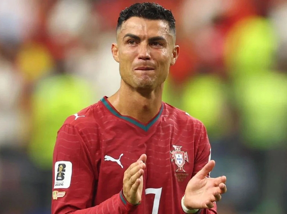 ক্যাম্প ছাড়ার ঘটনায় রোনালদোকে নিষেধাজ্ঞা ও জরিমানা