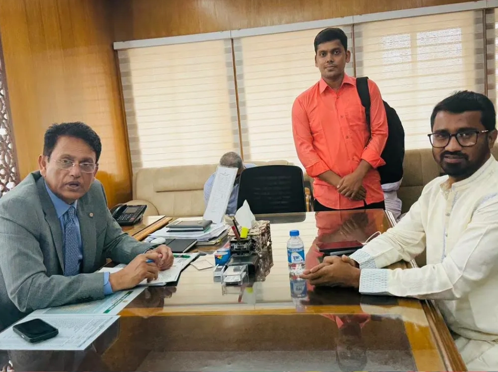 সংবিধানে কোথায় লেখা আবাসন না থাকলে চাকরি হবে না, প্রশ্ন শিক্ষামন্ত্রীর