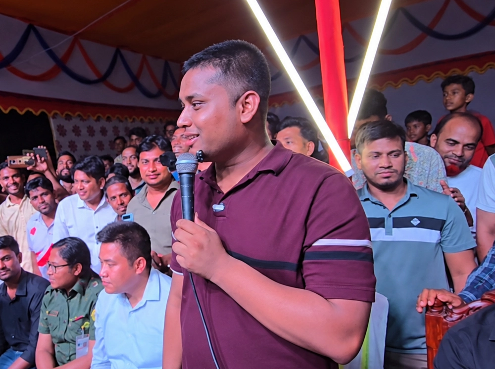 সংশ্লিষ্ট সংস্থাগুলো দায়িত্ব পালন করলে ইশরাক ভাইকে রাস্তায় নামতে হত না: হাসনাত