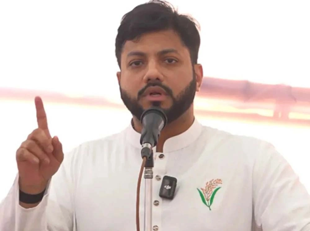পদত্যাগের ঘোষণা দেওয়ার সময় জানালেন ইশরাক