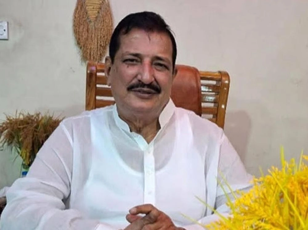 গুরুতর অসুস্থ ভূমিমন্ত্রী মিনু, উন্নত চিকিৎসায় আনা হচ্ছে ঢাকায়