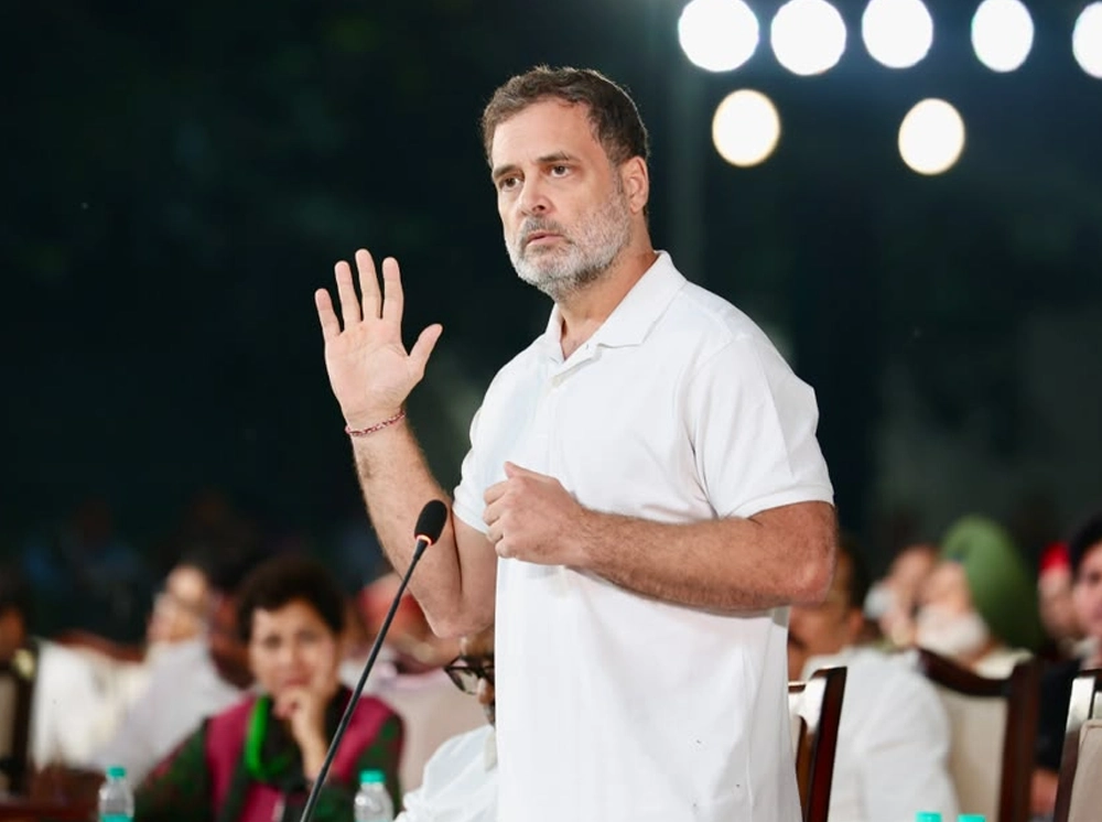 ২০২৪ সালের লোকসভা নির্বাচনকে ‘অবৈধ’ বললেন রাহুল গান্ধী