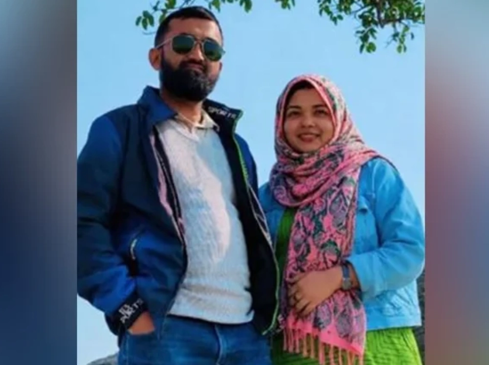 ১০ দিন পর ধ্বংসস্তূপ থেকে শিক্ষিকা মুক্তার লাশ উদ্ধার