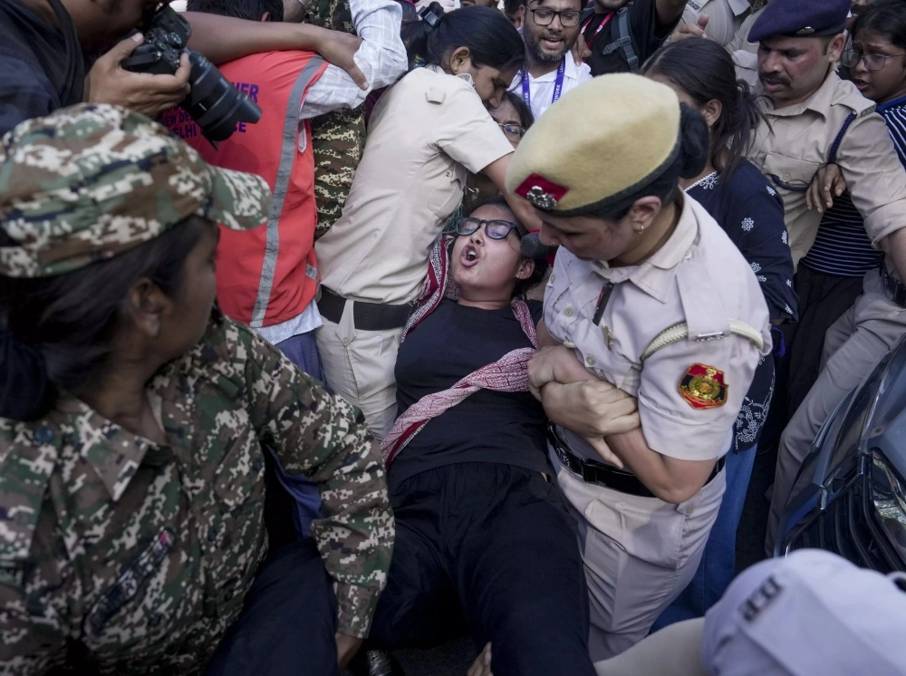 ৩ সাংবাদিককে যৌন হেনস্তার অভিযোগ ভারতীয় পুলিশের বিরুদ্ধে