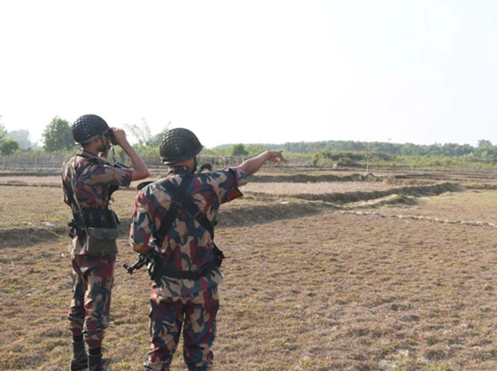 কুষ্টিয়া সীমান্তে বিএসএফের গুলির জবাবে বিজিবির পাল্টা গুলি