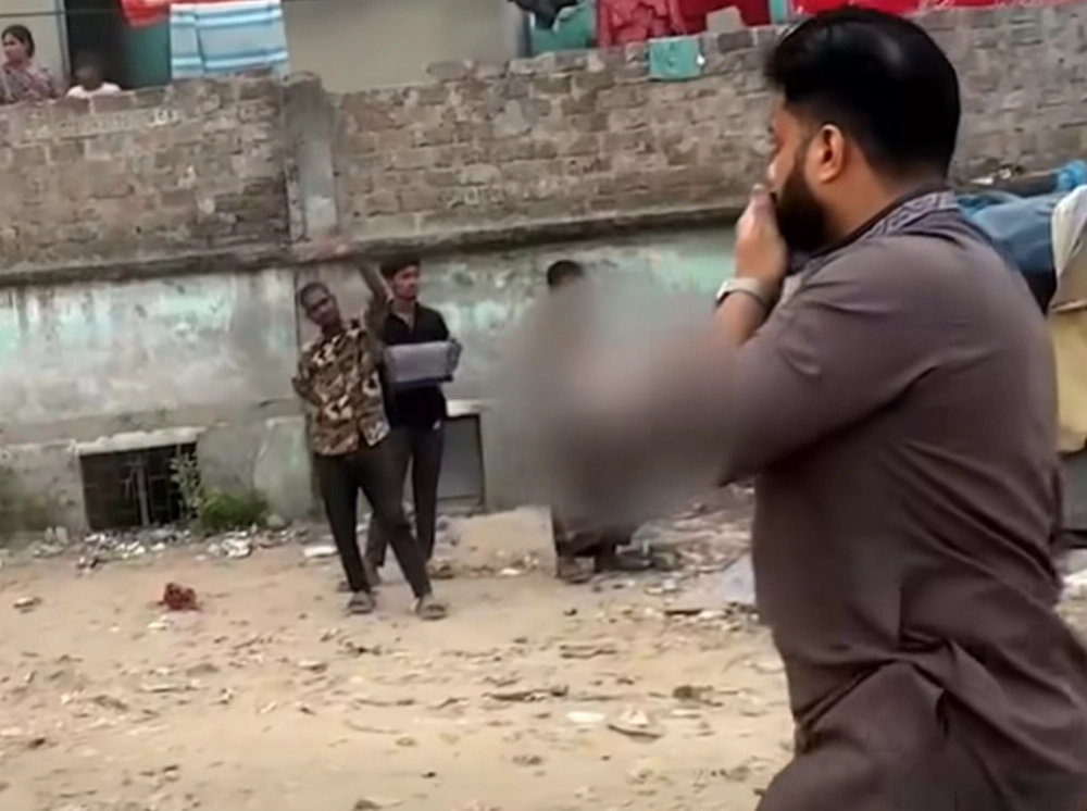 মাদকের আস্তানায় পিস্তল হাতে অভিযান, যা জানালেন ইশরাক