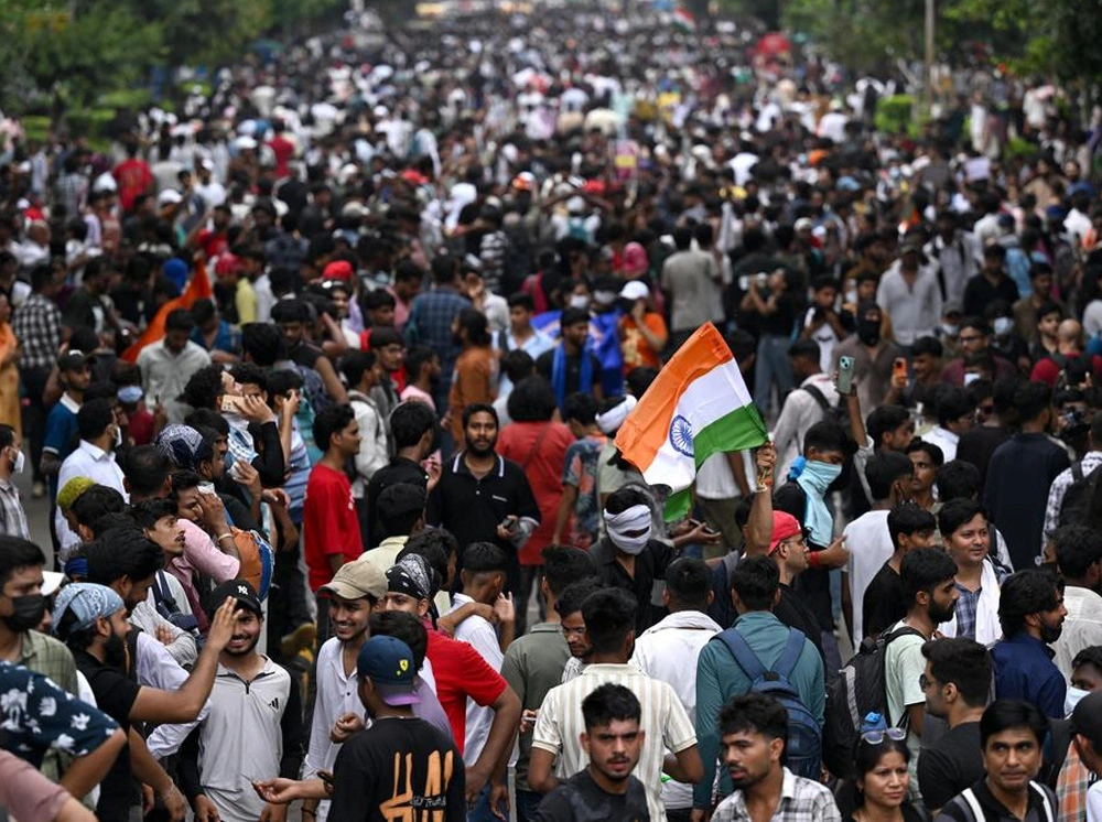 পদযাত্রায় দিল্লির রাজপথে হাজার হাজার বিক্ষোভকারী