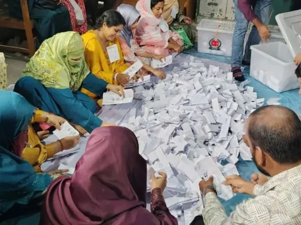 ঠাকুরগাঁওয়ের উপনির্বাচনের ভোটগ্রহণ শেষ, চলছে গণনা