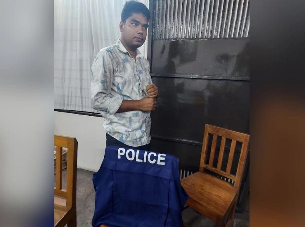 চট্টগ্রামে আইনশৃঙ্খলা বাহিনীর পরিচয়ে পার্সেল নিতে এসে ধরা পুলিশ সদস্য