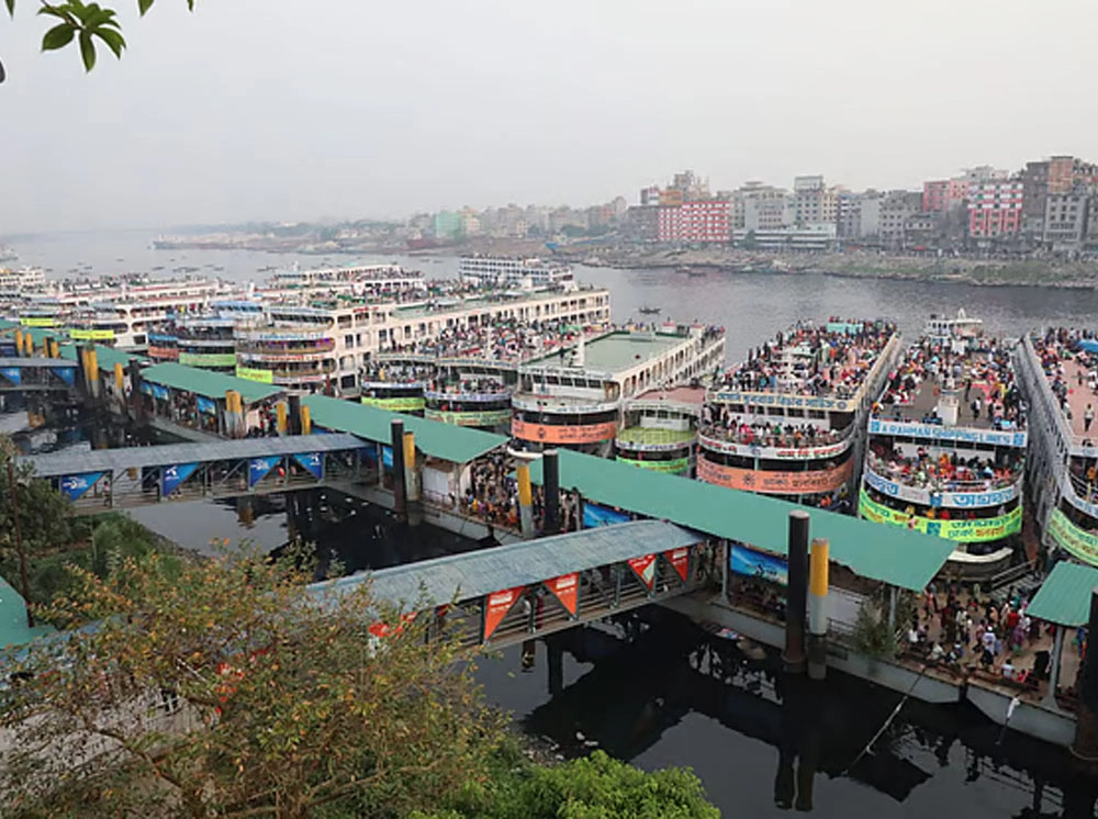 দুর্গাপূজায় নৌপথে যাতায়াতে নিরাপত্তায় ১৬ নির্দেশনা
