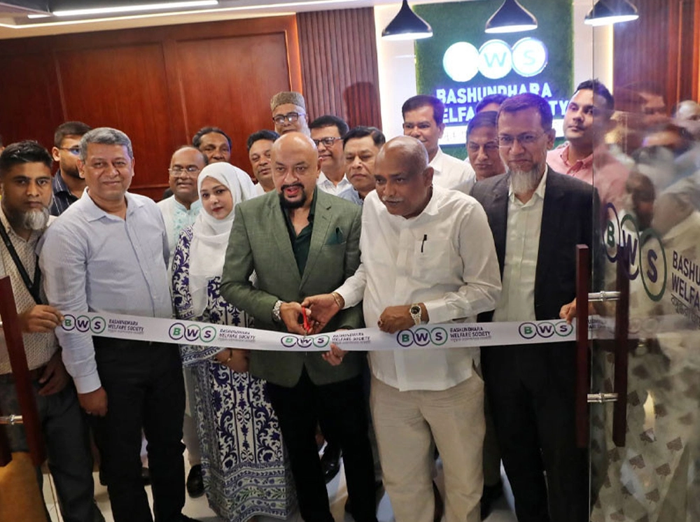 বসুন্ধরাবাসীর জন্য অ্যাম্বুলেন্স ও ২৪ ঘণ্টা ওষুধ সেবা চালু