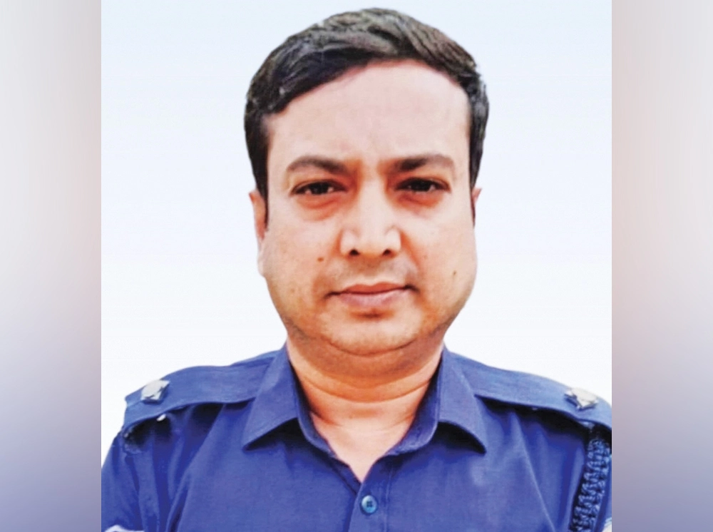 গোসল করে যাওয়ায় ধর্ষণের ‘মামলা নিলেন না’ ওসি