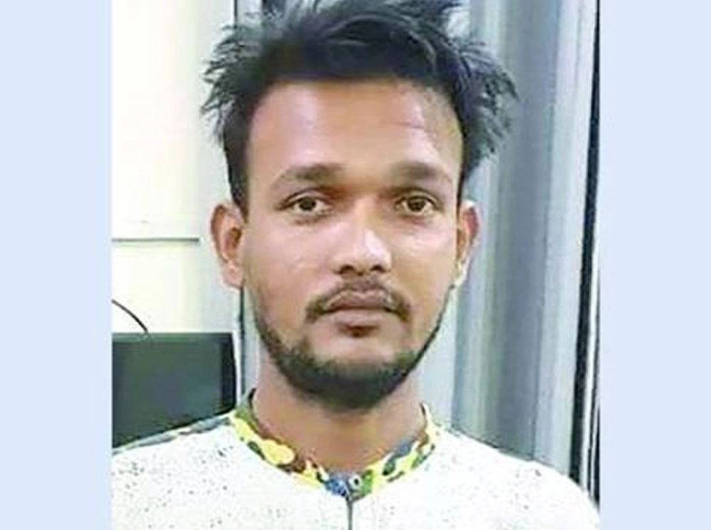 সন্ত্রাসী বগাকে ধরতে গিয়ে চসিক ভবনে বাধার মুখে পুলিশ, ফিরতে হলো খালি হাতে