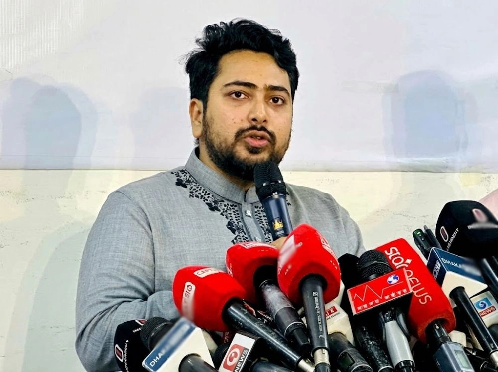 চাঁদাবাজদের বিরুদ্ধে সবাইকে ঐক্যবদ্ধ হতে হবে: নাহিদ ইসলাম