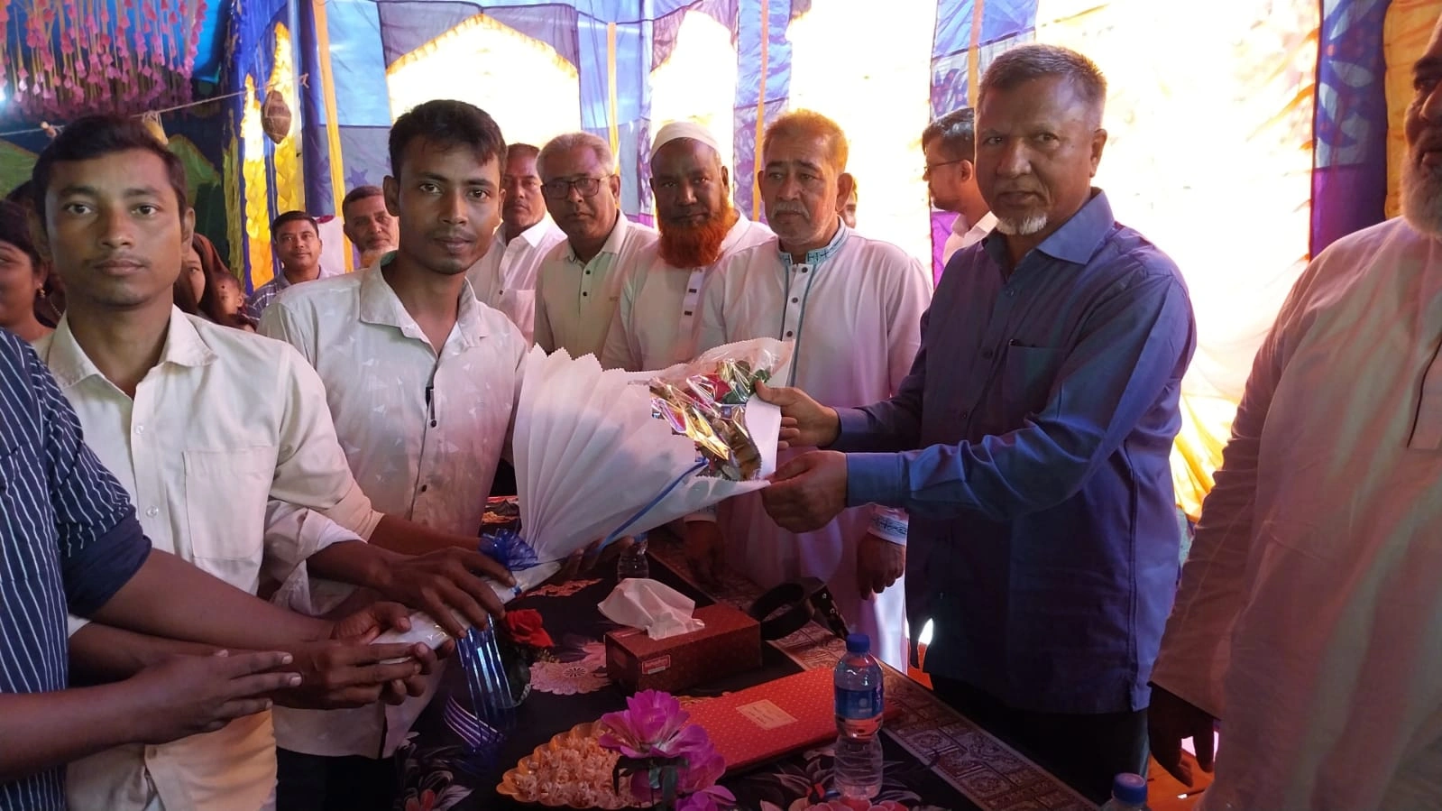কেউ সংখ্যাগরিষ্ঠ-সংখ্যালঘু নয়, আইনের দৃষ্টিতে সবাই সমান: জনপ্রশাসন প্রতিমন্ত্রী