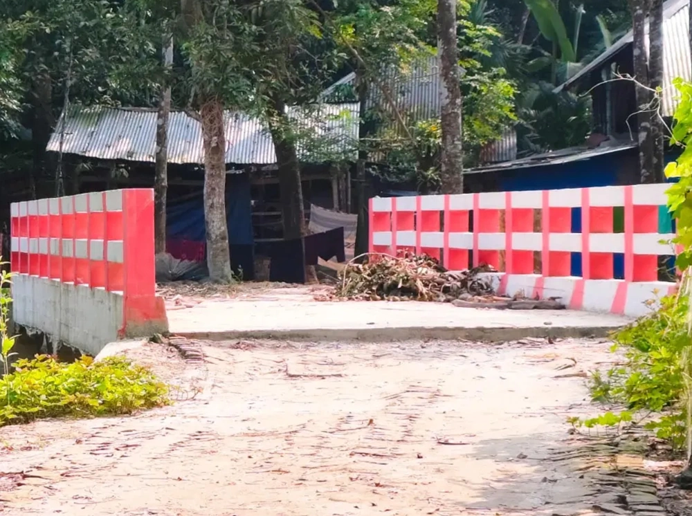 এক বাড়ির জন্য ৪১ লাখ টাকার সেতু