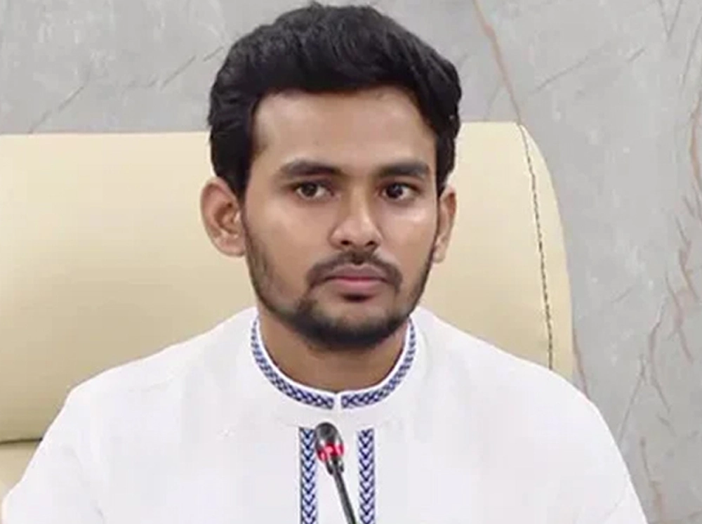 আবারও প্রশ্নফাঁস ও নিয়োগ বাণিজ্যের যুগ শুরু হলো: আসিফ মাহমুদ