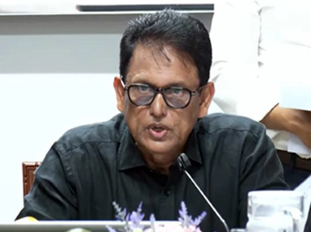 শূন্যপাস প্রতিষ্ঠান একীভূত করার চিন্তা, চাকরি যাবে না শিক্ষকদের