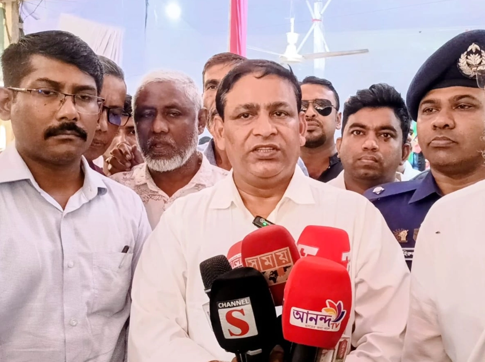 নিজ দলের কর্মী ছাড়া জামায়াত কাউকে ভিক্ষাও দেয় না: এমপি খোকন