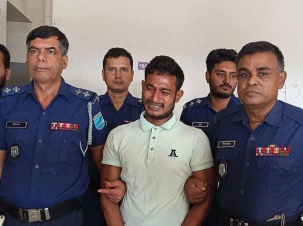 স্কুলে পৌঁছে দেওয়ার কথা বলে শিশুকে ধর্ষণ, পাঁচ বছর পর যুবকের মৃত্যুদণ্ড