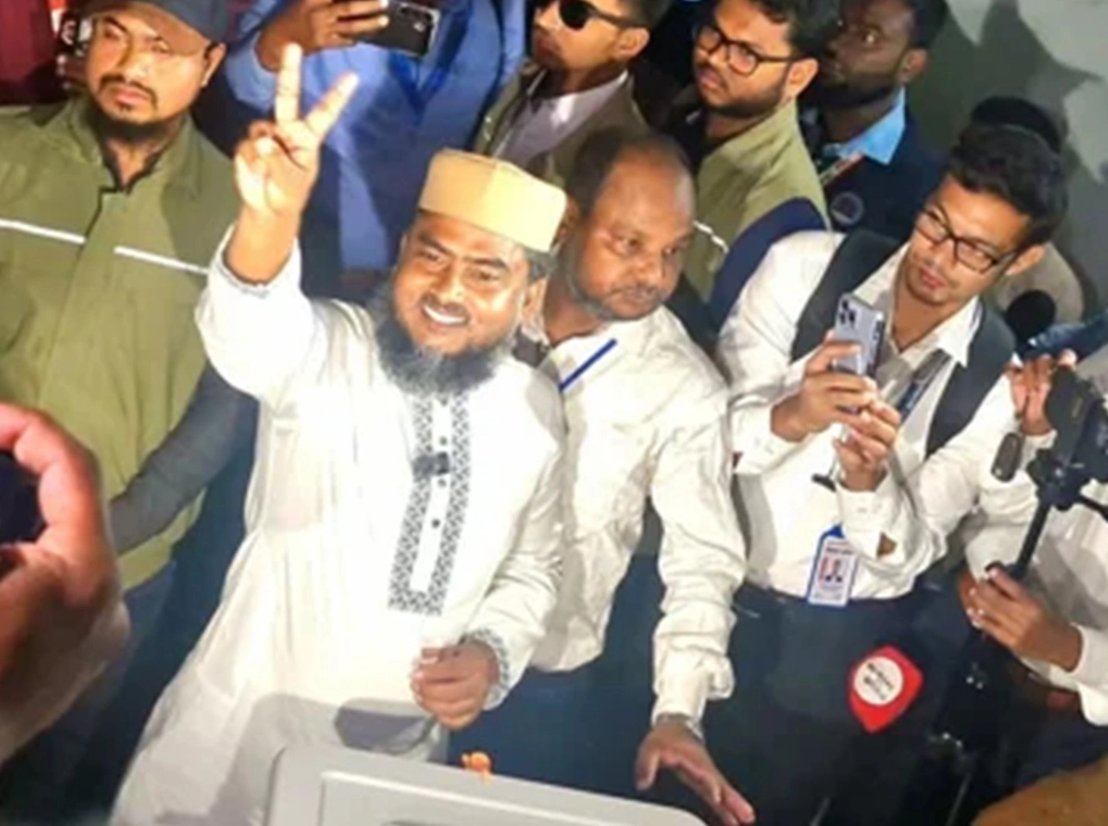 ভোটগ্রহণে কোনো অনিয়ম হচ্ছে না: জামায়াত প্রার্থী দেলাওয়ার