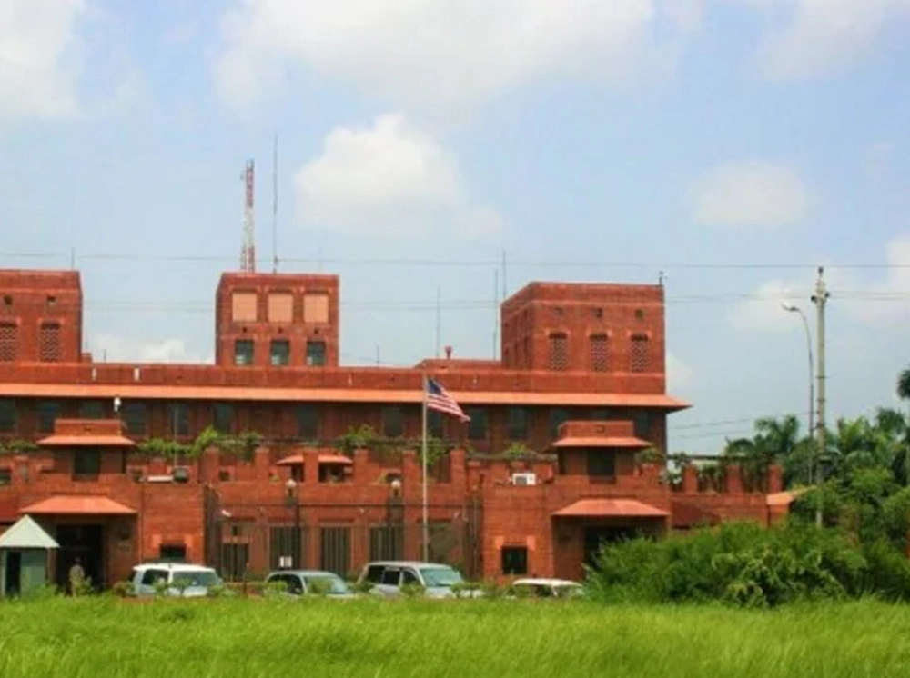 ভিসা আবেদনকারীদের কড়া বার্তা দিল ঢাকাস্থ মার্কিন দূতাবাস